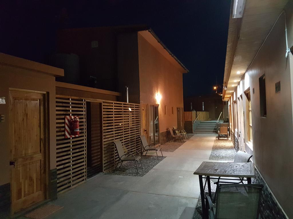 Vicuna Lodge Сан Педро де Атакама Екстериор снимка