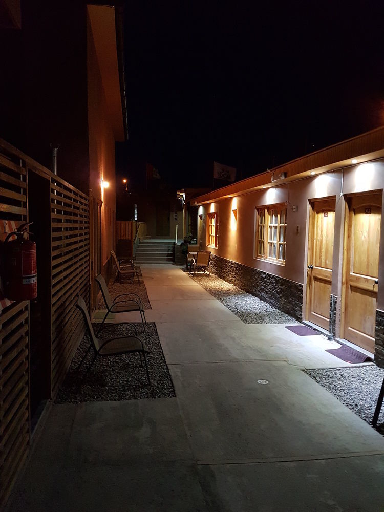 Vicuna Lodge Сан Педро де Атакама Екстериор снимка